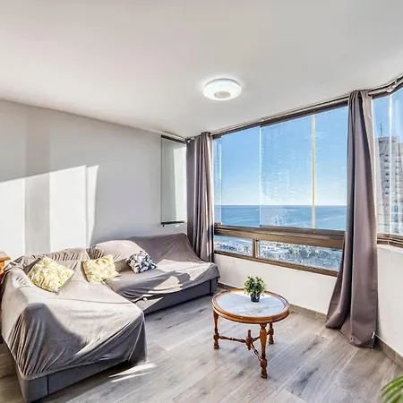 First Line With Views - 6 Guests * فوينخيرولا